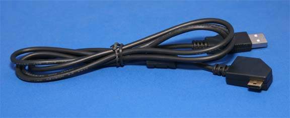 NIKON UC-E12 CAMERA CABLE USB ONLY COMPATIBLE